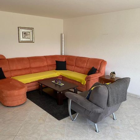Grosszugige Ferienwohnung Eschenz Esterno foto