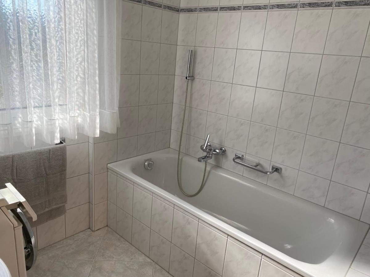 Grosszugige Ferienwohnung Eschenz Esterno foto